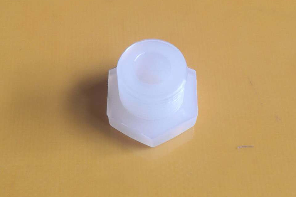 尼龍1010應(yīng)用(yong)于註塑(su)戼(mao)蓋(gai)