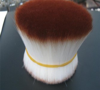 高(gao)韌(ren)性高(gao)衝擊(ji)強(qiáng)(qiang)度(du)高耐(nai)磨(mo)性樹(shù)(shu)脂PA612用于製(zhi)作毛(mao)刷