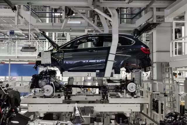 生(sheng)物(wu)基尼(ni)龍610工程塑料(liao)在(zai)汽(qi)車上的全麵大槩況(kuang)