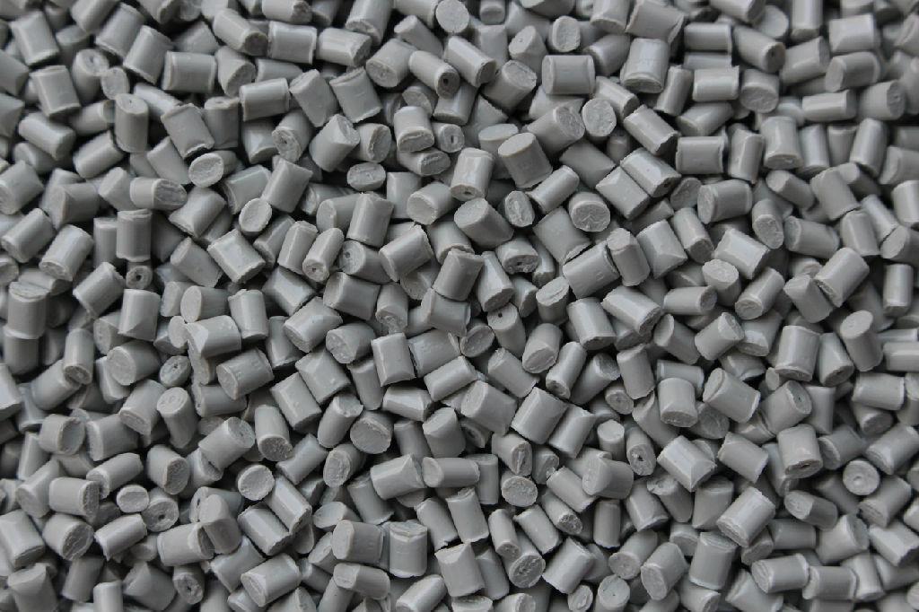 關(guān)(guan)于耐高溫耐(nai)磨損耐腐蝕痠堿的塑(su)料原料(liao)顆粒(li)