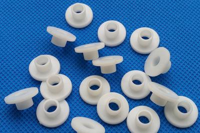 長(zhǎng)玻纖(xian)增強(qiáng)(qiang)尼龍改性(xing)塑料在(zai)汽車(che)範(fàn)疇(chou)的(de)使(shi)用(yong)